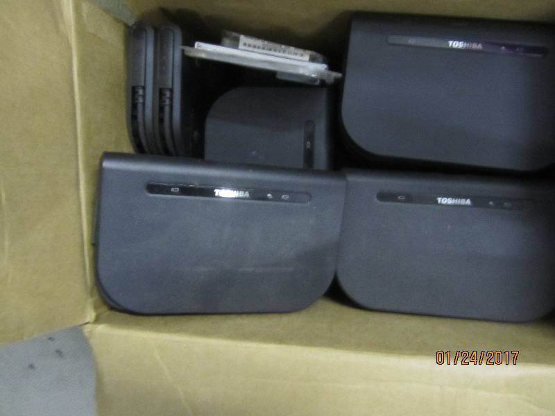 lot 2 image: Box of Toshiba Chargers...
