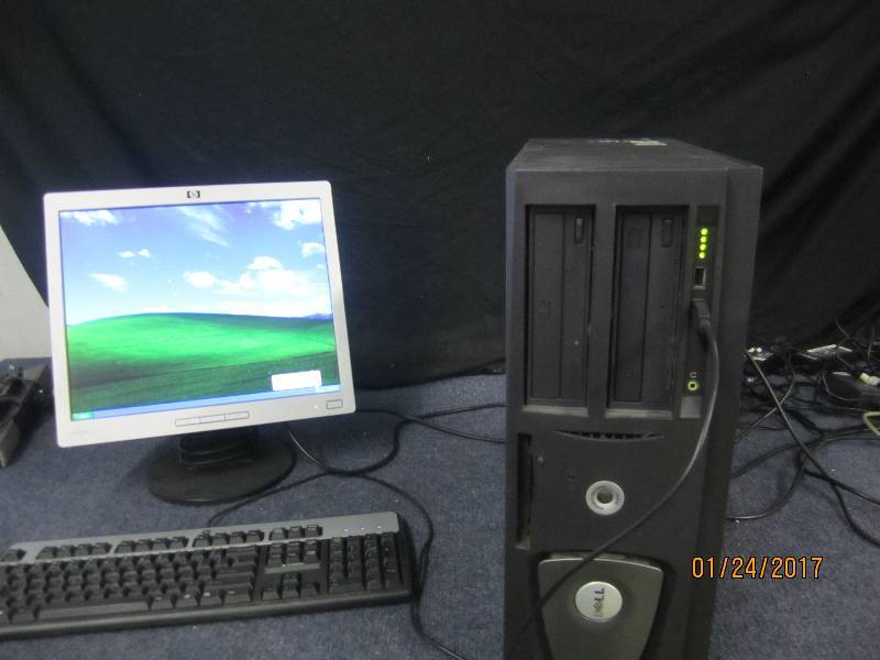 lot 8 image: Dell Precision 360 with Monitor, Bo...