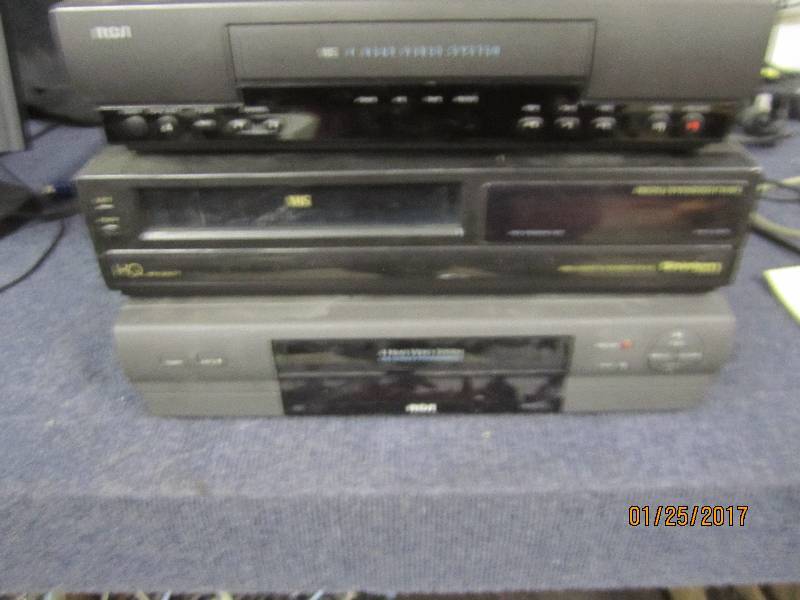 lot 68 image: Lot of 3 VCRs, 2 RCA, 1 Shitom, po...