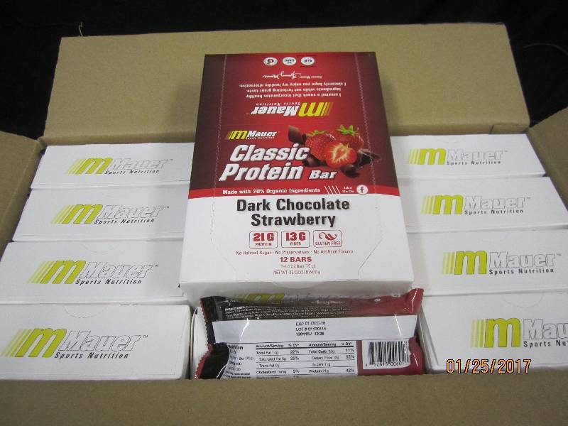 lot 90 image: Case of 12 Boxes Mauer Classic Prot...
