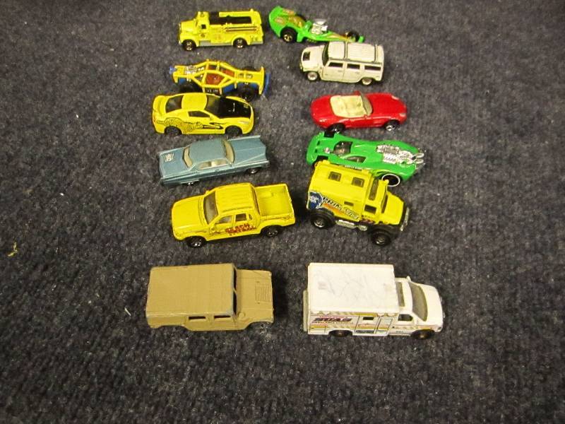 lot 147 image: Lot of 12 Hot Wheel Model Vehicles...