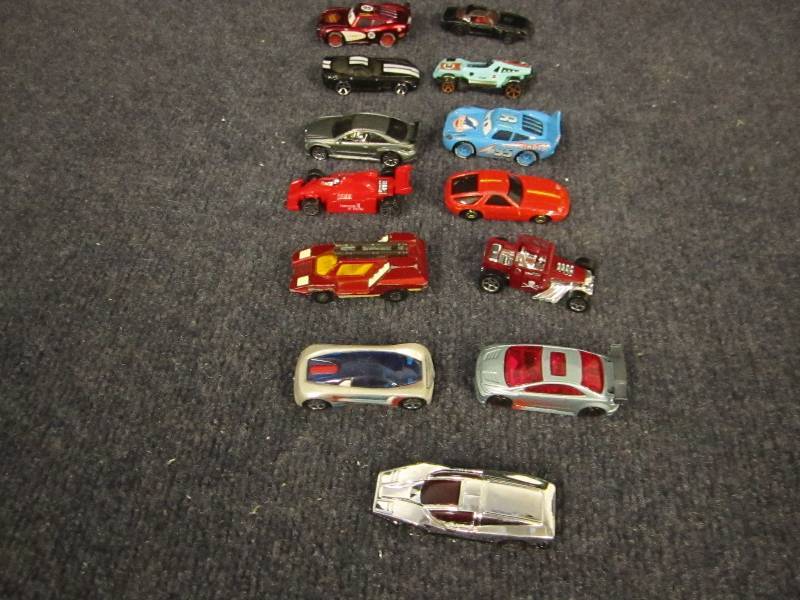 lot 148 image: Lot of 13 Hot Wheel Model Vehicles...