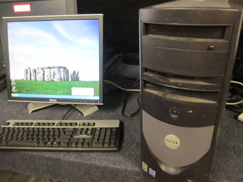 lot 193 image: Dell Optiplex GX240 PC only (no Mon...