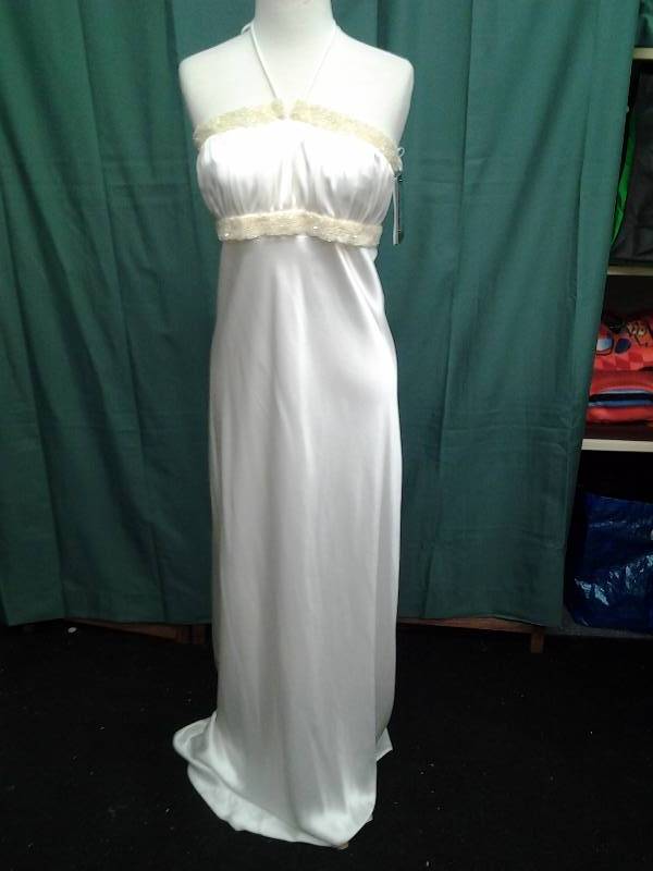lot 10 image: A.B.S By Allen Schwartz Ivory Beaded Size 12