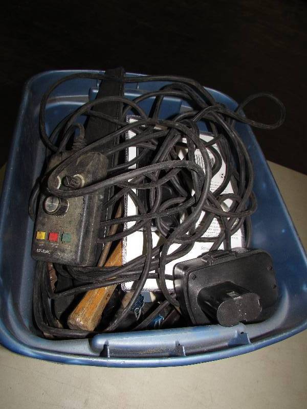 Tub of misc hand tools