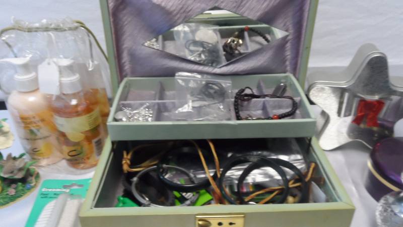 Jewlery Box & More