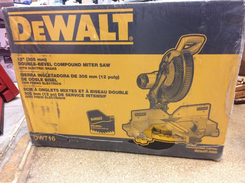 lot 25 image: Dewalt 15 Amp 12 in. Double-Bevel Compound Miter Saw New