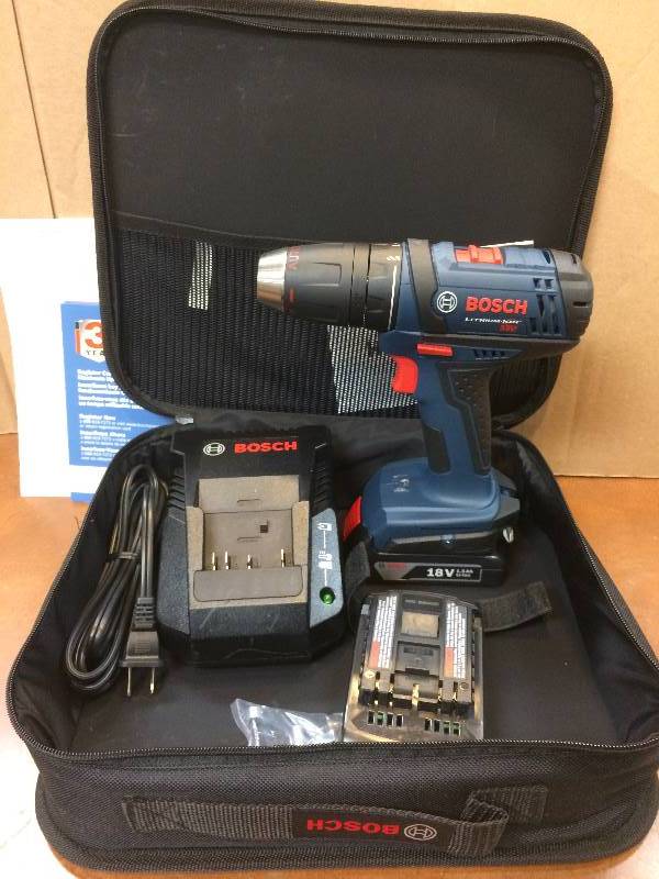 lot 42 image: Bosch DDB181-02 18 V Compact 12 In. DrillDriver