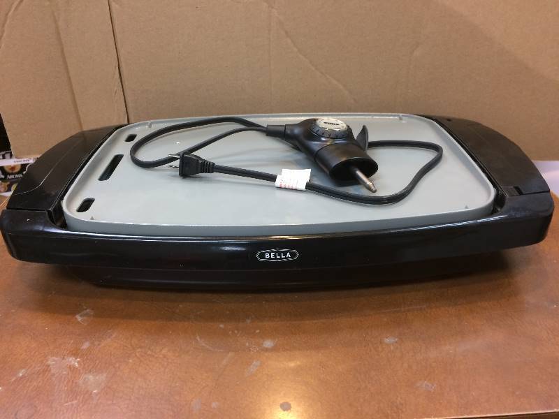 lot 59 image: Bella 2 in 1 Ceramic Reversible GrillGridle used in good working condition
