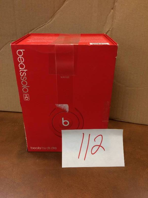 lot 112 image: Beats Solo HD Over the ear headphones in like new condition