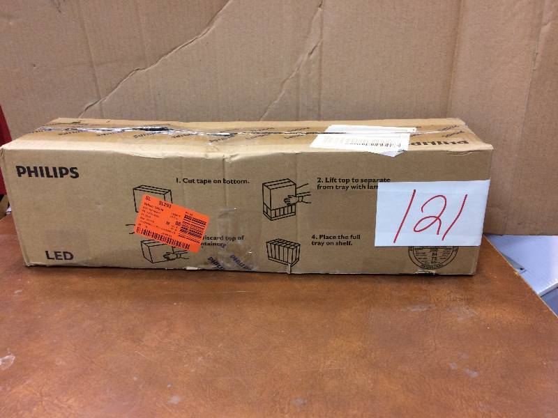 lot 121 image: Lot of 4 New Phillips 90w LED light bulbs