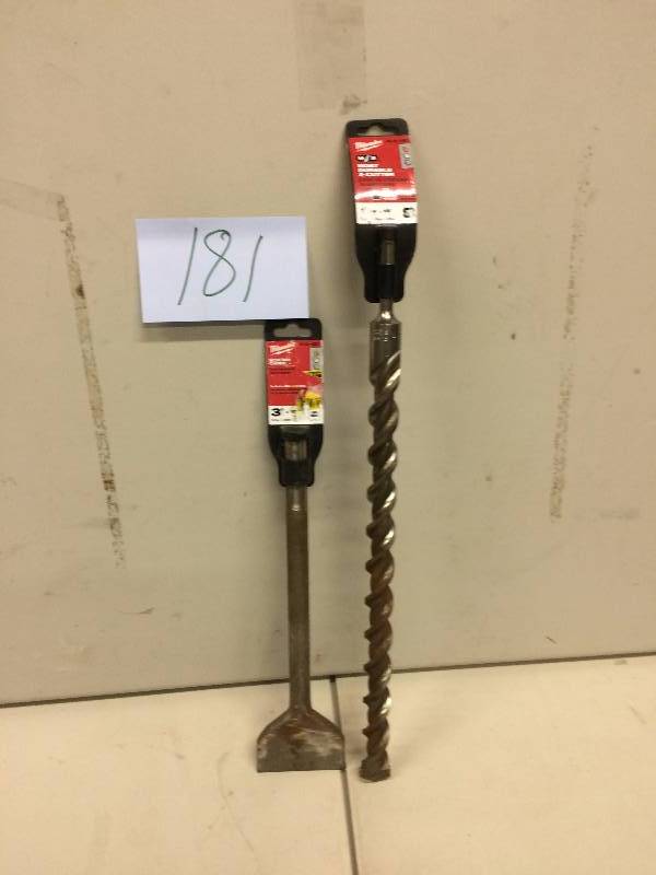lot 181 image: Milwaukee SDS-PLUS 2CT 12 X 10 X 12 and 48-62-4087 SDS Max 3 X 12 Scaling Chisel