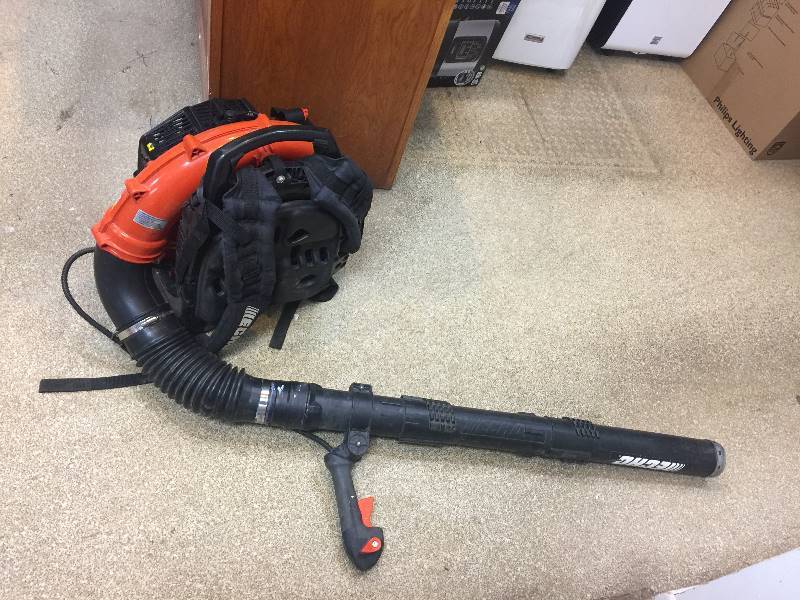 lot 2 image: ECHO 215 MPH 510 CFM 58.2cc Gas Backpack Blower with Tube Throttle in working conditions