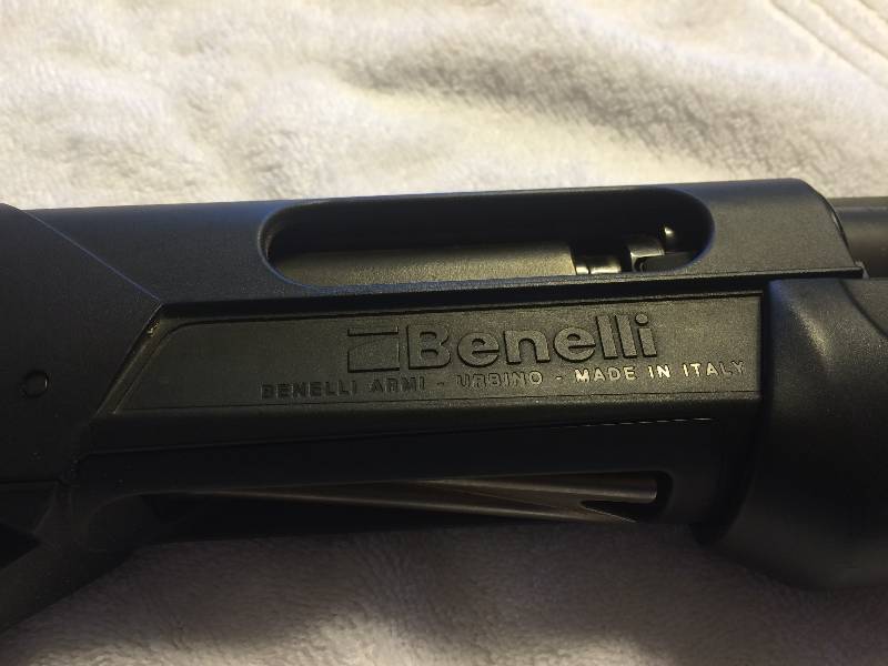 lot 18 image: Benelli Super Nova 12 Guage