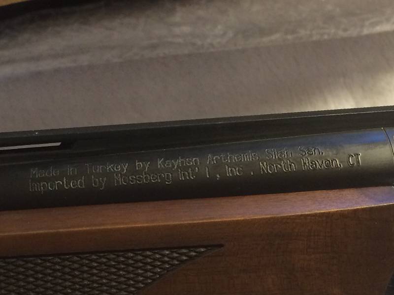 lot 8 image: Mossberg Silver Reserve 2 - 12 Gauge OverUnder