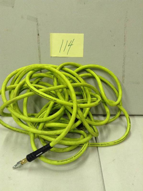 lot 114 image: Husky Air Hose