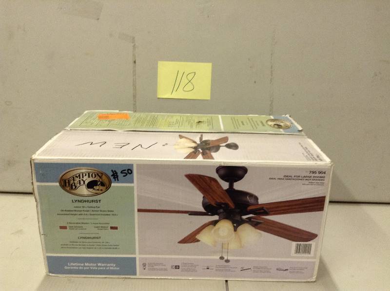 lot 118 image: Hampton Bay Lyndhurst indoor 52 ceiling fan