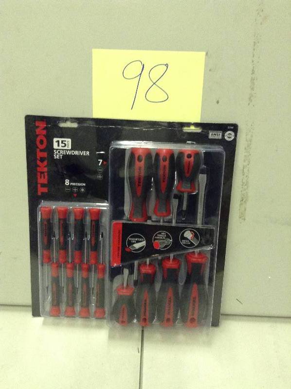 lot 98 image: Tekton 15 Pc Screwdriver Set New