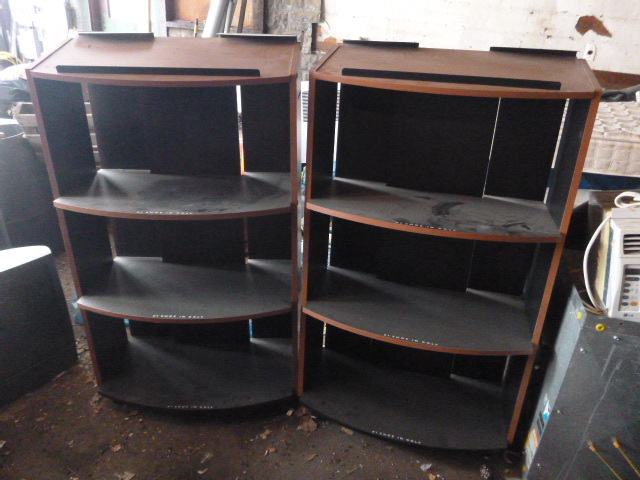 lot 36 image: 2 Display Shelves