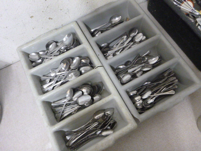 lot 42 image: Miscellaneous Spoons