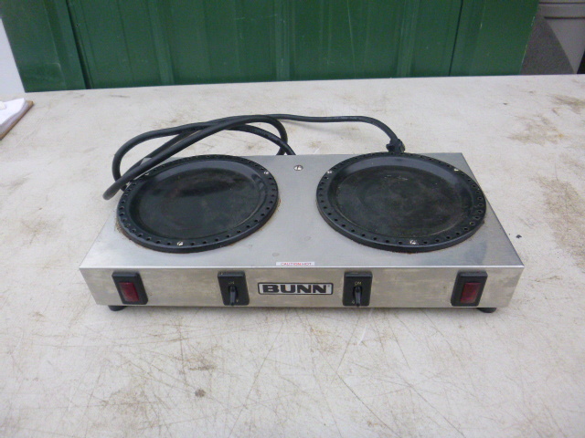 lot 49 image: Bunn 2 Pot Warmer