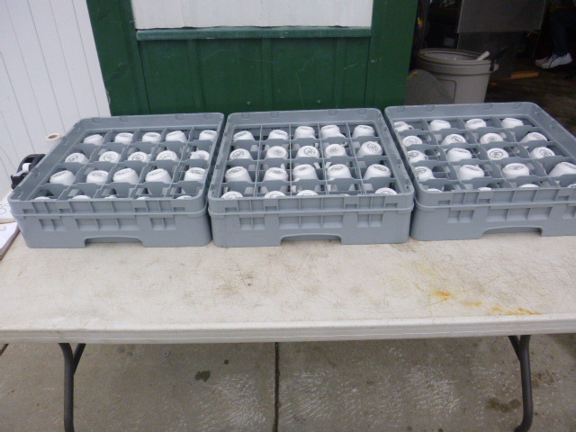 lot 50 image: 3 Trays of Coffee Cups