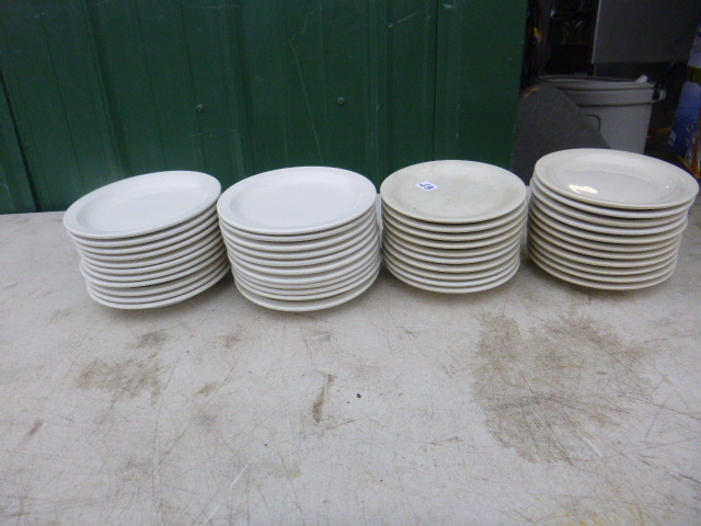 lot 51 image: 40 Small Plates