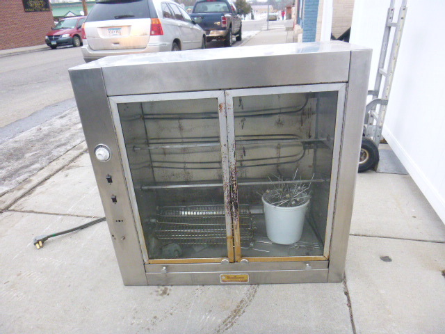 lot 57 image: Wonder Roaster Rotis Cooker