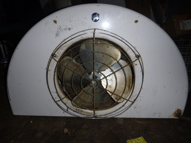 lot 111 image: Krack Fan Unit