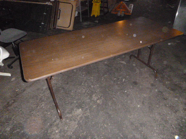lot 118 image: Folding Table