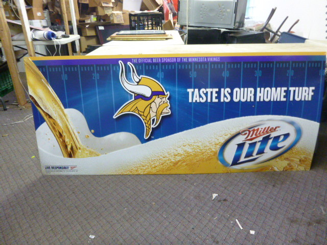 lot 125 image: Miller Lite Vikings Metal Sign