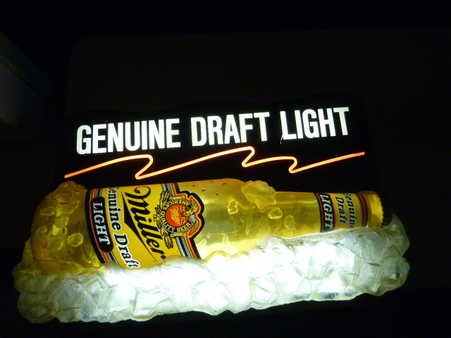 lot 137 image: Miller Genuine Draft Light