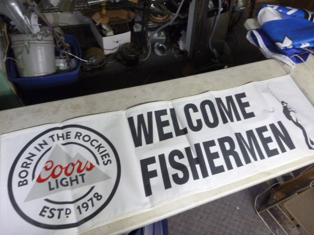 lot 140 image: Coors Light Welcome Fisherman Banner