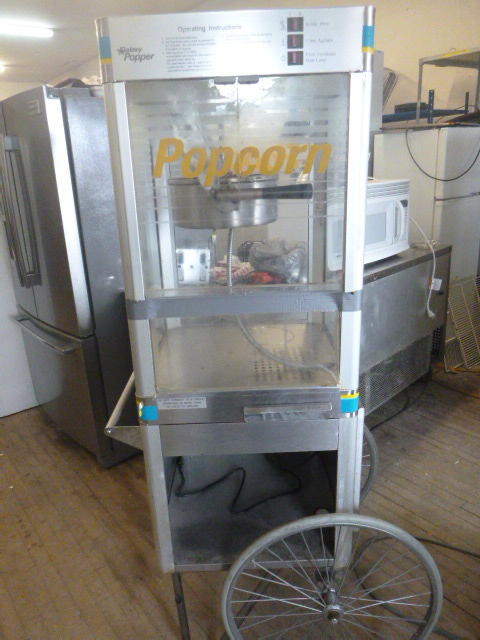 lot 170 image: Galaxy Popper Popcorn Machine