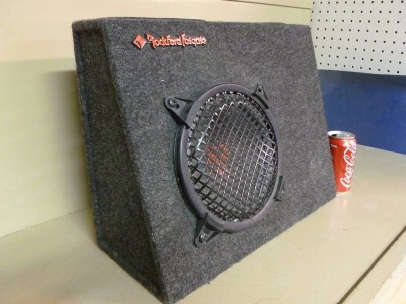 lot 2 image: Rockford Fosgate Speaker