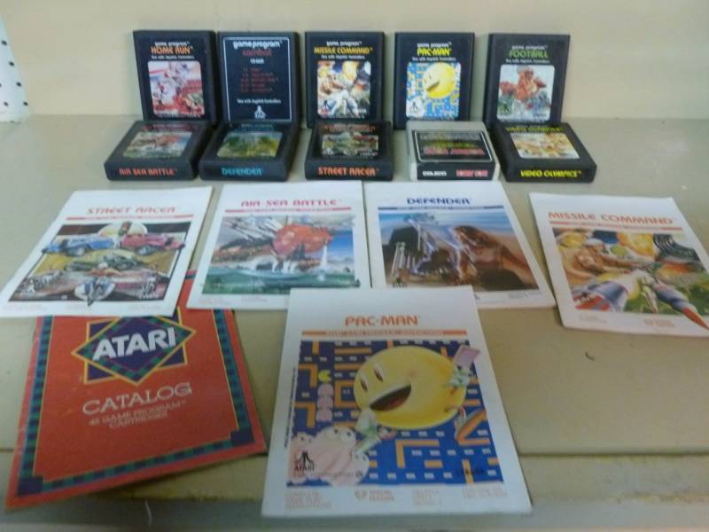 lot 8 image: Vintage Atari Games