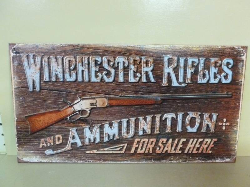 lot 19 image: Sign