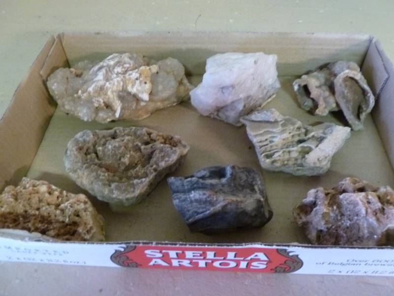 lot 24 image: Collector Rocks