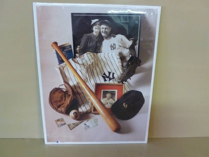 lot 41 image: Sports Collectible
