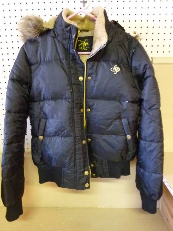 lot 64 image: Ladies Jacket