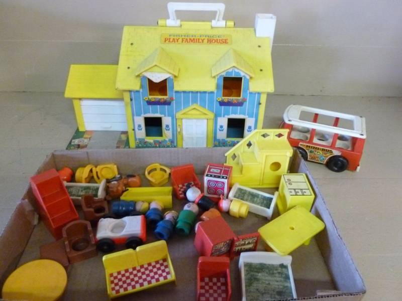 lot 77 image: Vintage Fisher Price