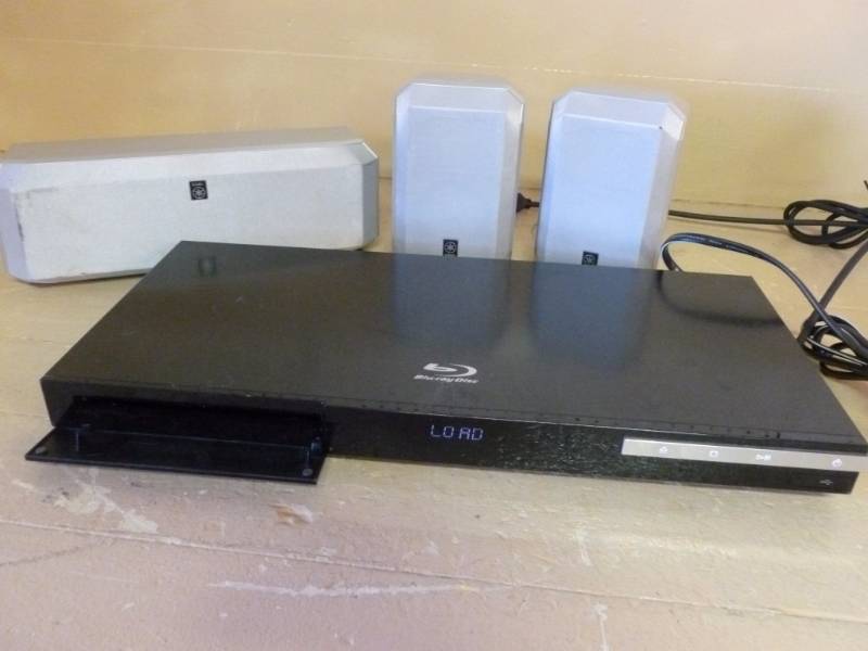 lot 87 image: Blue Ray Player