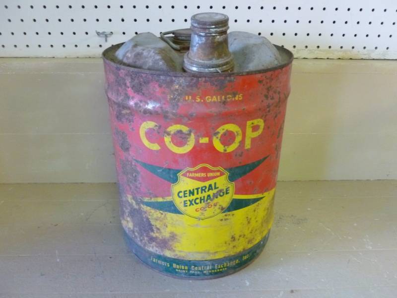 lot 92 image: Vintage Oil Can