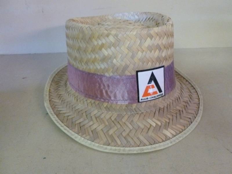 lot 110 image: Allis-Chalmers Hat