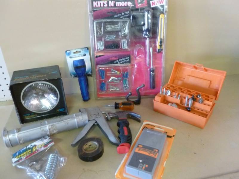 lot 112 image: Tools