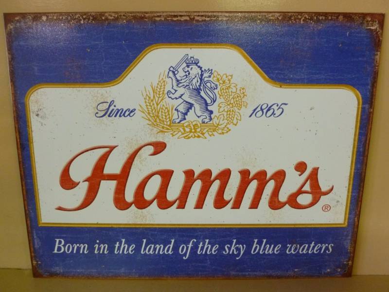 lot 117 image: Hamms Sign