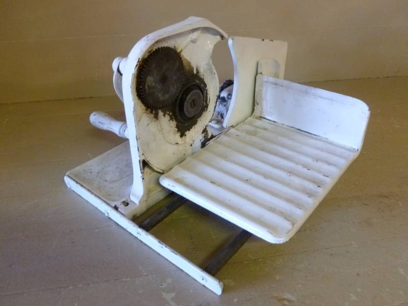 lot 132 image: Vintage Meat Slicer