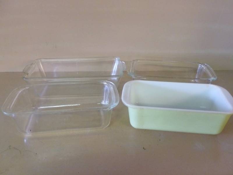 lot 161 image: Pyrex