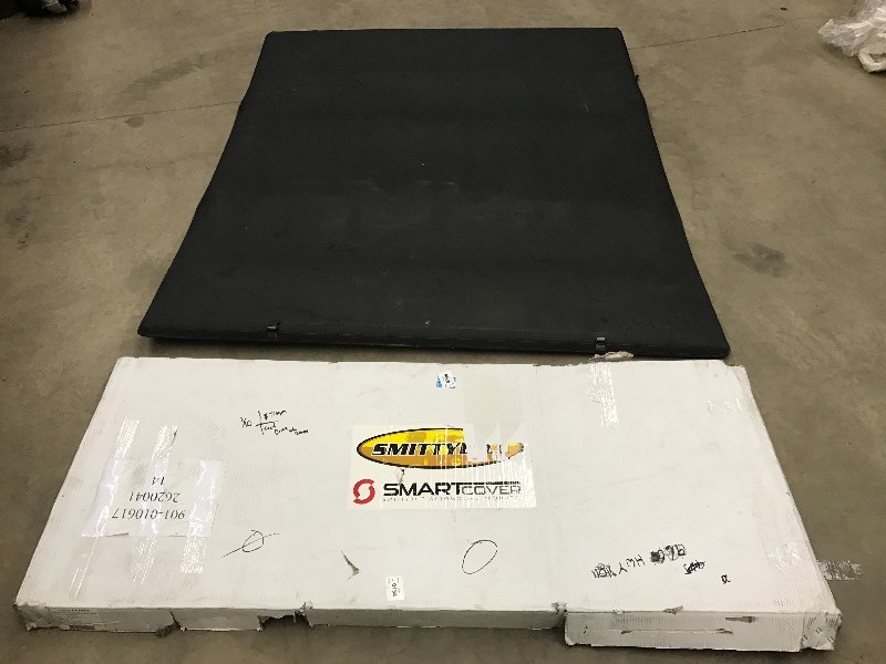 lot 30 image: Smitty-Built Smart Cover Off A 20...