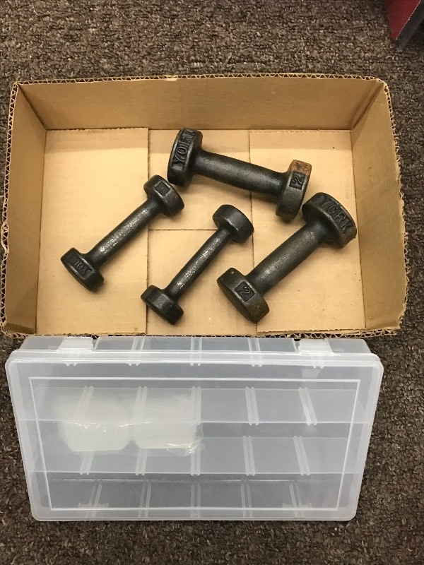lot 39 image: Lot Of Plastic Organizer & (4) Han...